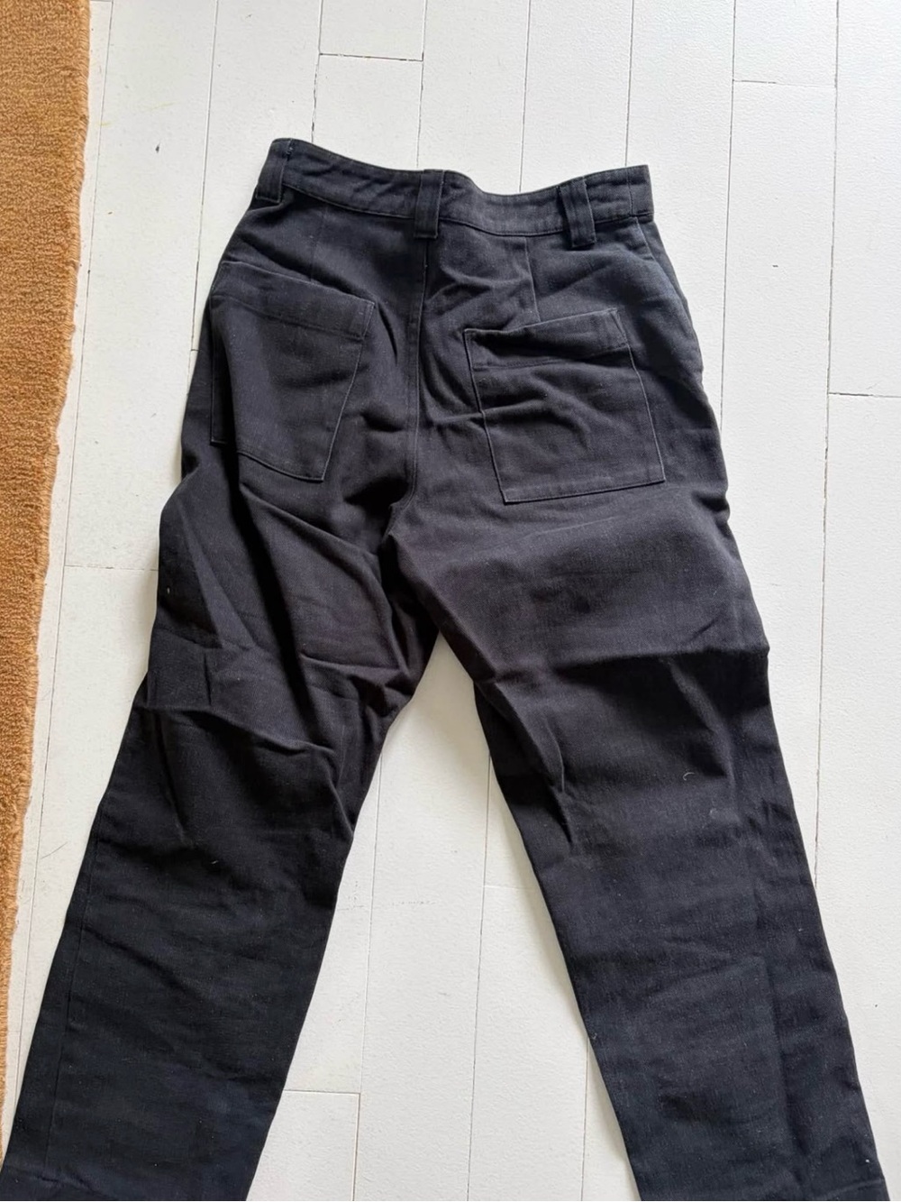 Beaton Linen Utility Pants - Picture 4 of 6
